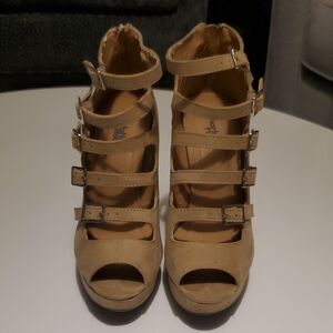 Charlotte Russe Platform Wedge Cream Open Toe